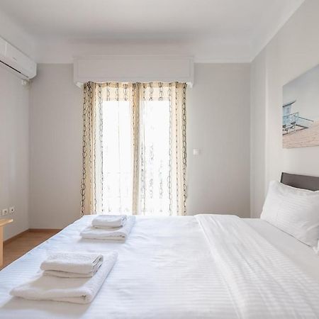 Entire Apartment - Vacation Home Athènes Extérieur photo